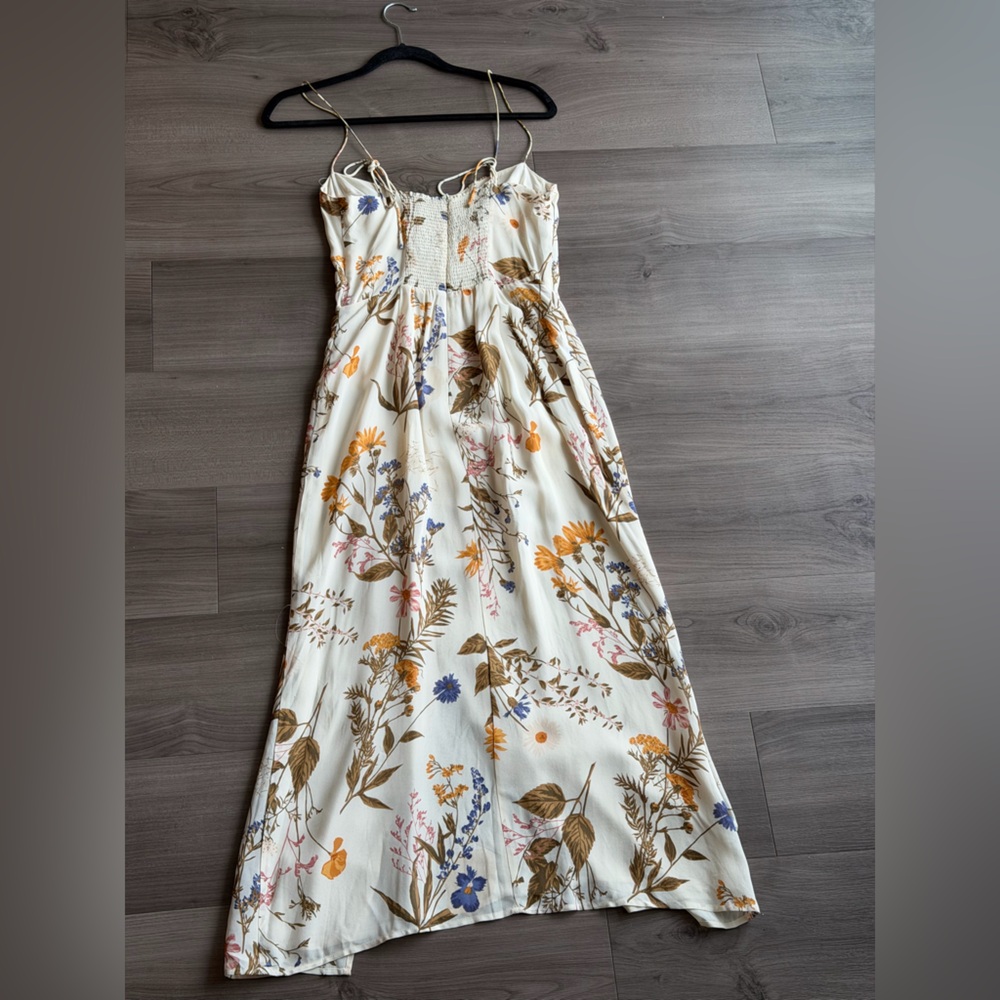 Reformation Cream Floral Dress | size 6 - Picture 4 of 7